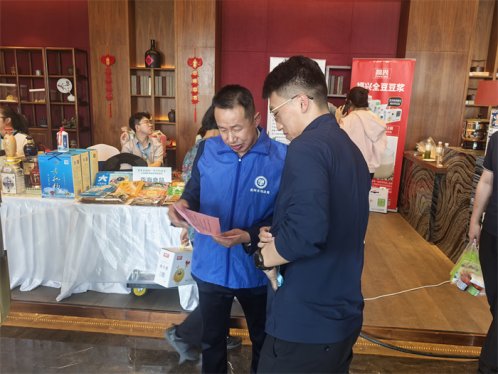 胶州市司法局里岔司法所走进桃李春风 开展《民法典》专题普法宣传活动