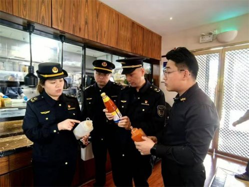 监管不松懈，崂山区市场监管局全力护航“五一”市场秩序