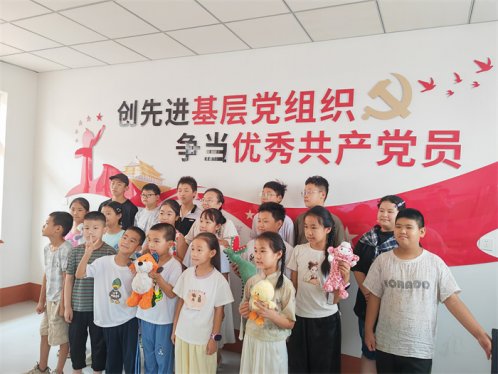 胶州市司法局铺集司法所走进暑期托管班开展健康成长讲座