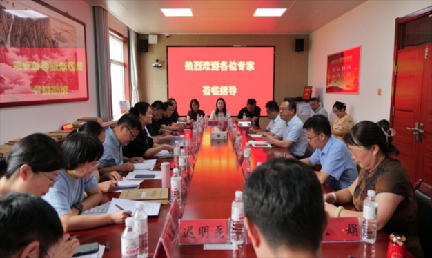 胶州市教育和体育局教学研究室一行到胶州市实验中学开展期初教学视导工作