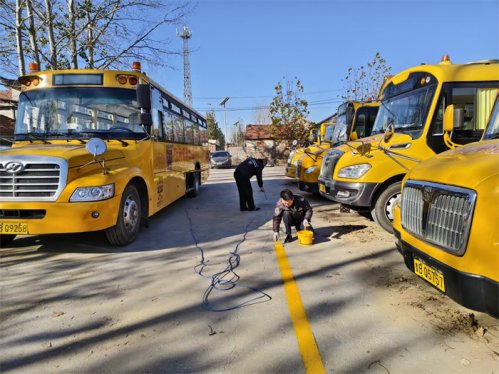 莱西交通发展公司职工巧动手  小事见精神