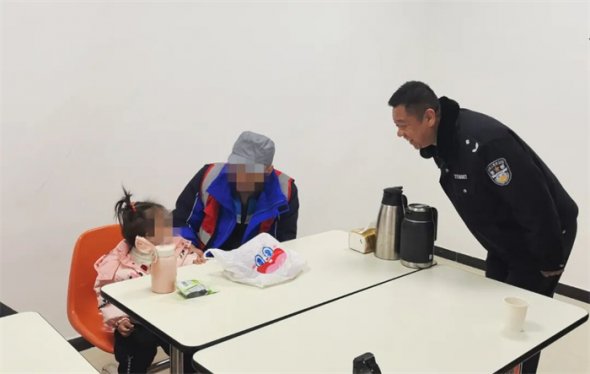 跨越三省市！青岛戒毒警察架起“爱心桥”